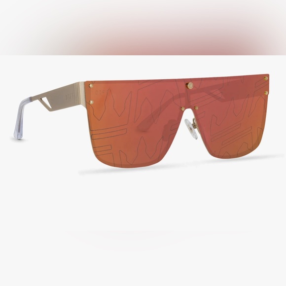 Diff X Robin Arzón | La Reina Sunglasses - Picture 4 of 14